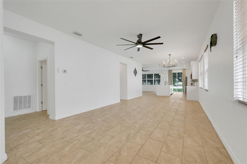 For Sale: $390,000 (4 beds, 2 baths, 1960 Square Feet)