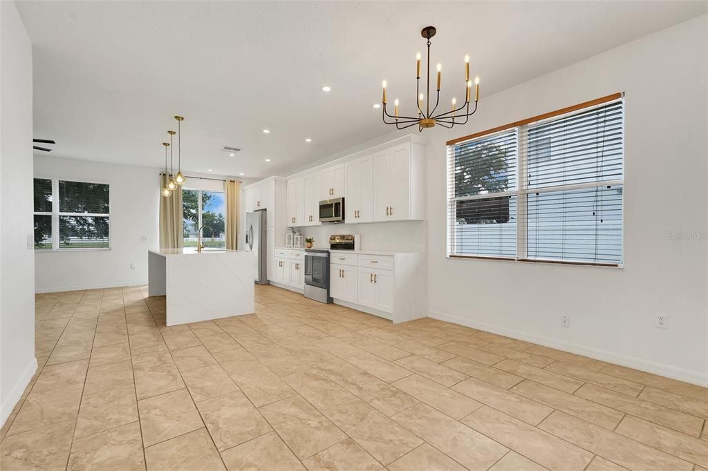 For Sale: $390,000 (4 beds, 2 baths, 1960 Square Feet)