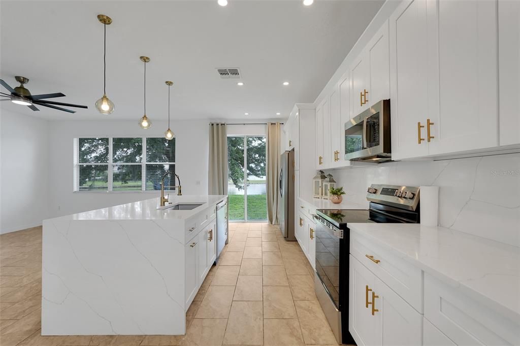For Sale: $390,000 (4 beds, 2 baths, 1960 Square Feet)