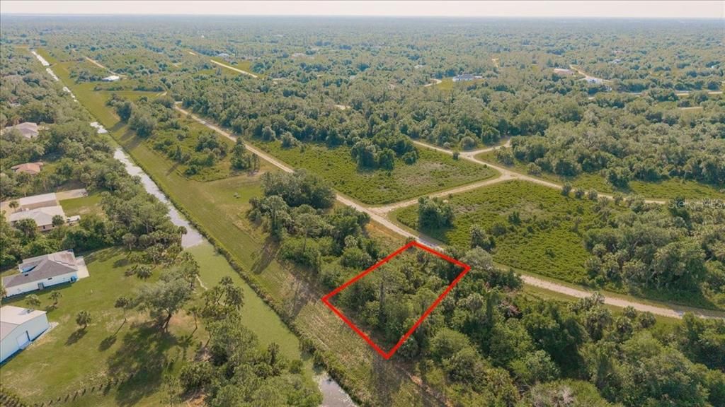 En Venta: $7,500 (0.28 acres)
