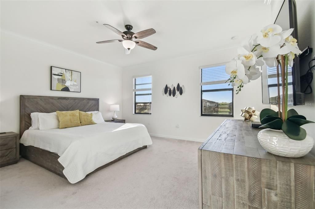 For Sale: $289,000 (3 beds, 2 baths, 1949 Square Feet)