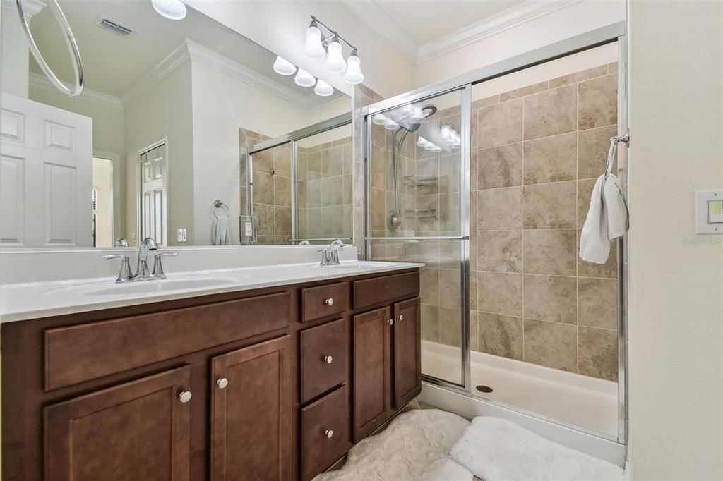 For Sale: $289,000 (3 beds, 2 baths, 1949 Square Feet)