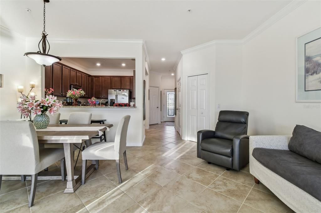 For Sale: $289,000 (3 beds, 2 baths, 1949 Square Feet)