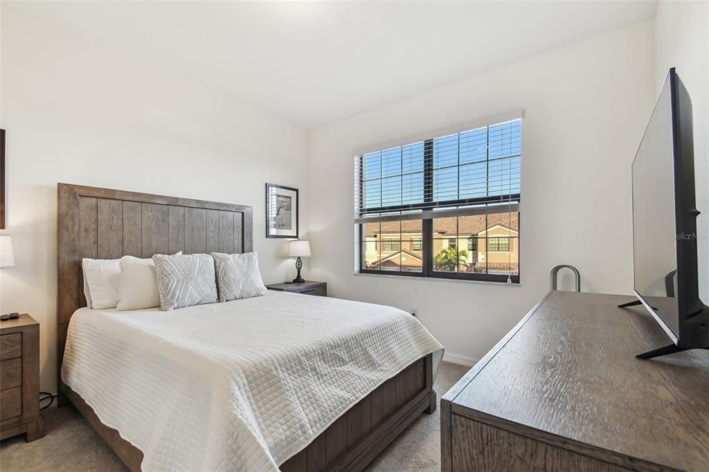 For Sale: $289,000 (3 beds, 2 baths, 1949 Square Feet)