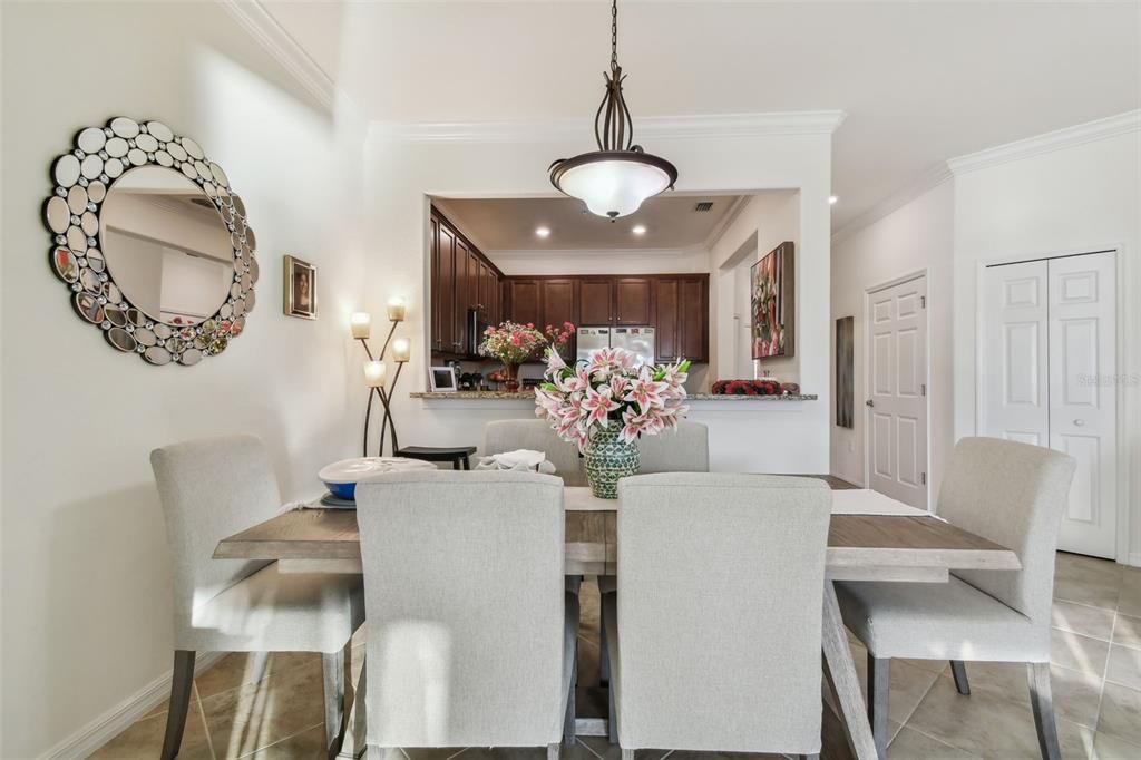 For Sale: $289,000 (3 beds, 2 baths, 1949 Square Feet)