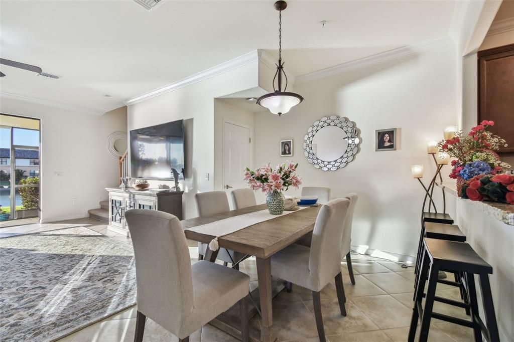 For Sale: $289,000 (3 beds, 2 baths, 1949 Square Feet)