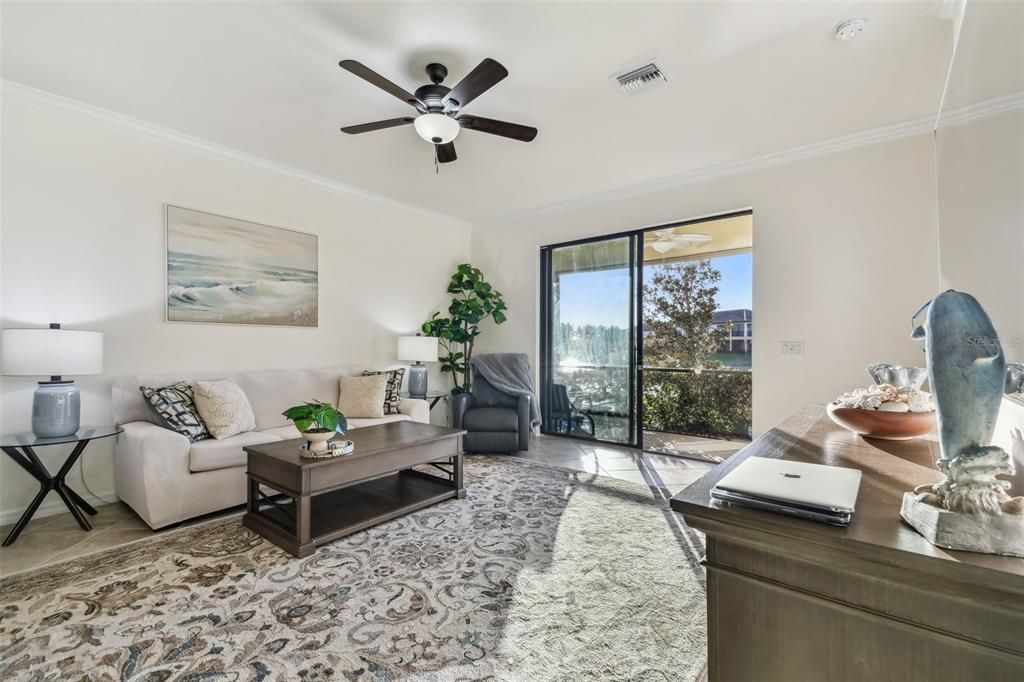 For Sale: $289,000 (3 beds, 2 baths, 1949 Square Feet)