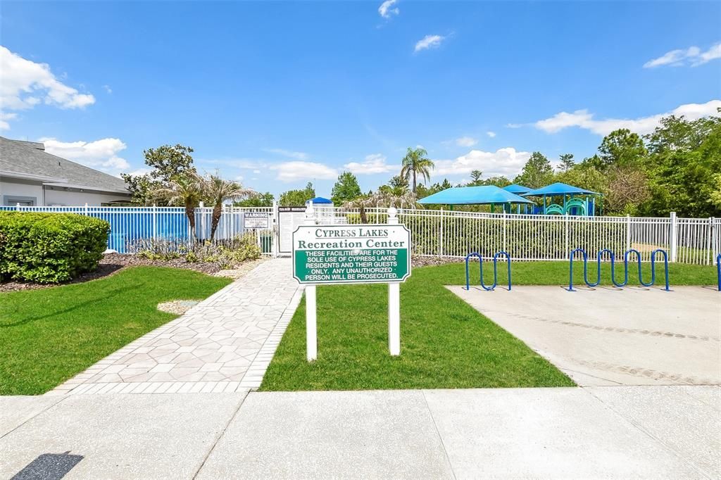 Active With Contract: $420,000 (5 beds, 3 baths, 2513 Square Feet)