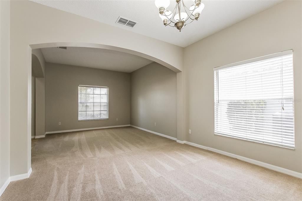 Active With Contract: $420,000 (5 beds, 3 baths, 2513 Square Feet)
