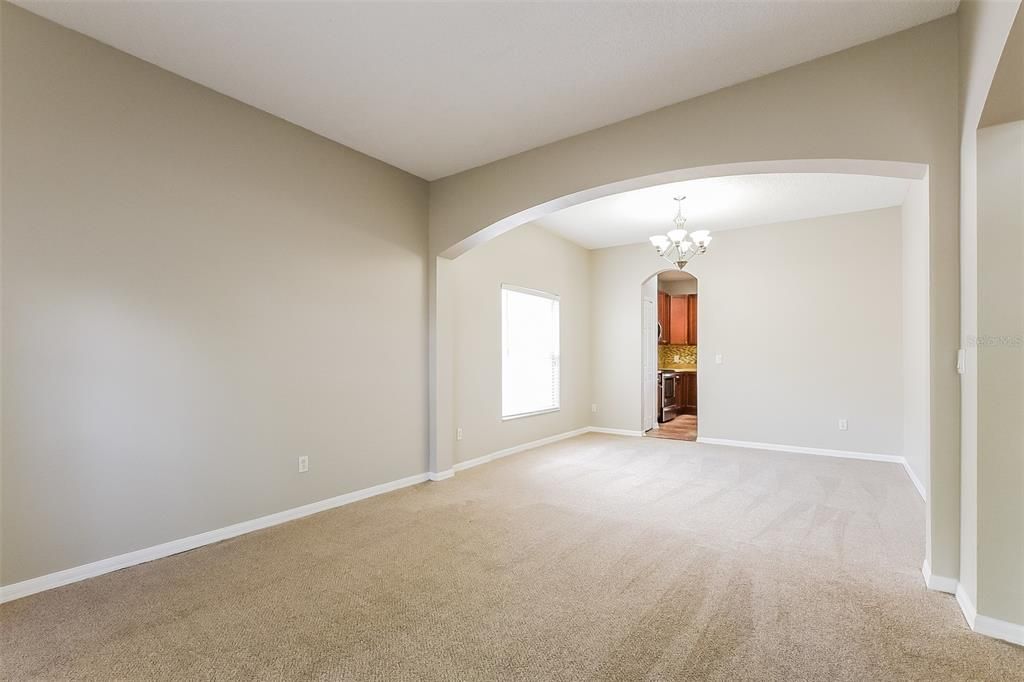 Active With Contract: $420,000 (5 beds, 3 baths, 2513 Square Feet)