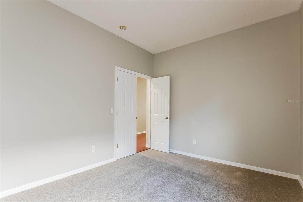 Active With Contract: $420,000 (5 beds, 3 baths, 2513 Square Feet)