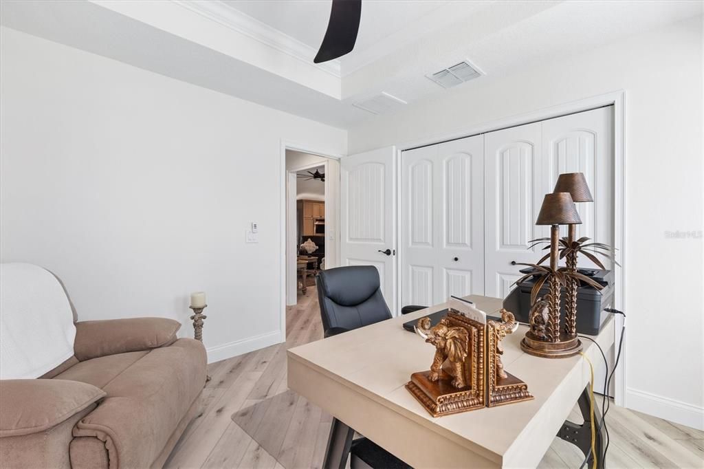 En Venta: $525,000 (3 camas, 2 baños, 2037 Pies cuadrados)