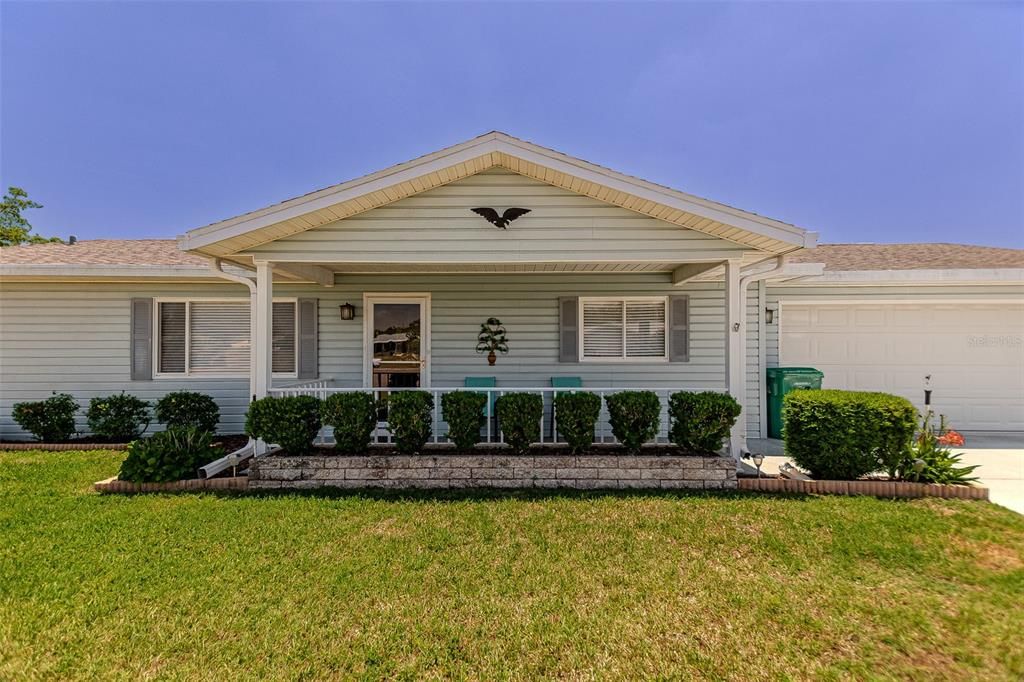 Active With Contract: $223,900 (2 beds, 2 baths, 1144 Square Feet)