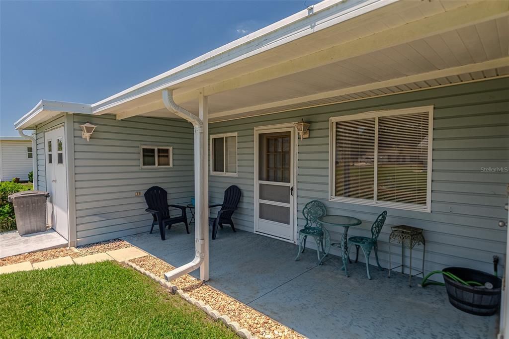 Active With Contract: $223,900 (2 beds, 2 baths, 1144 Square Feet)