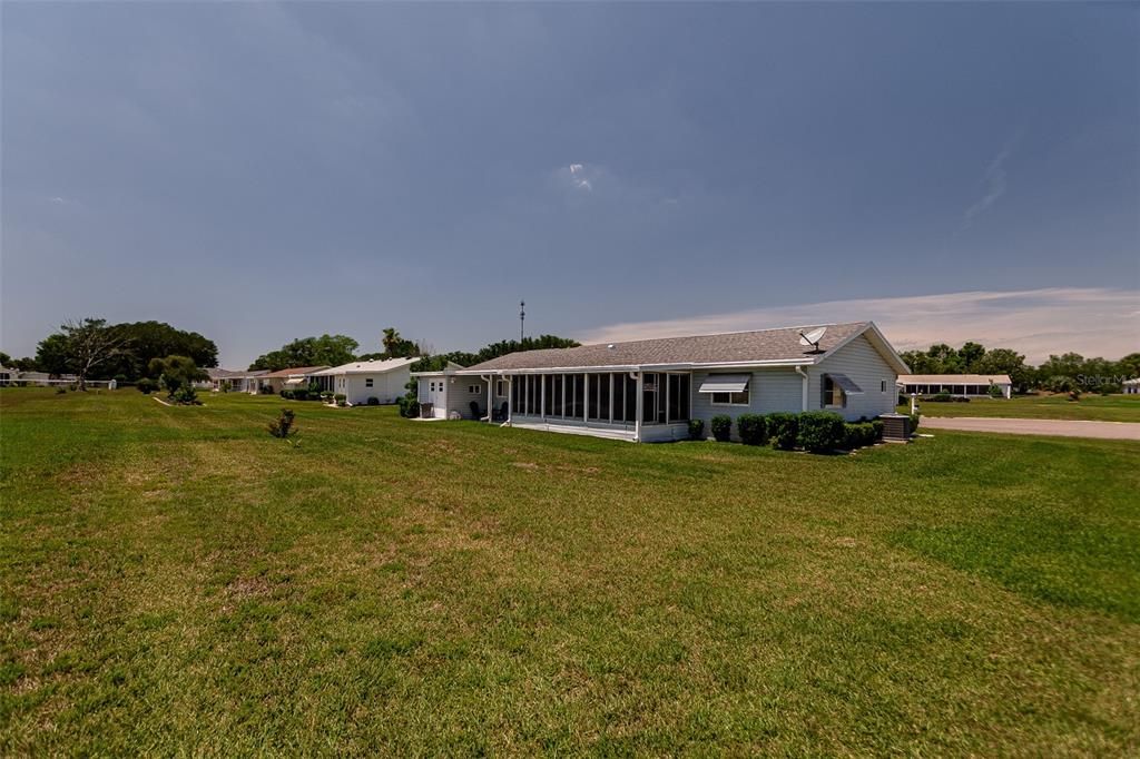 Active With Contract: $223,900 (2 beds, 2 baths, 1144 Square Feet)