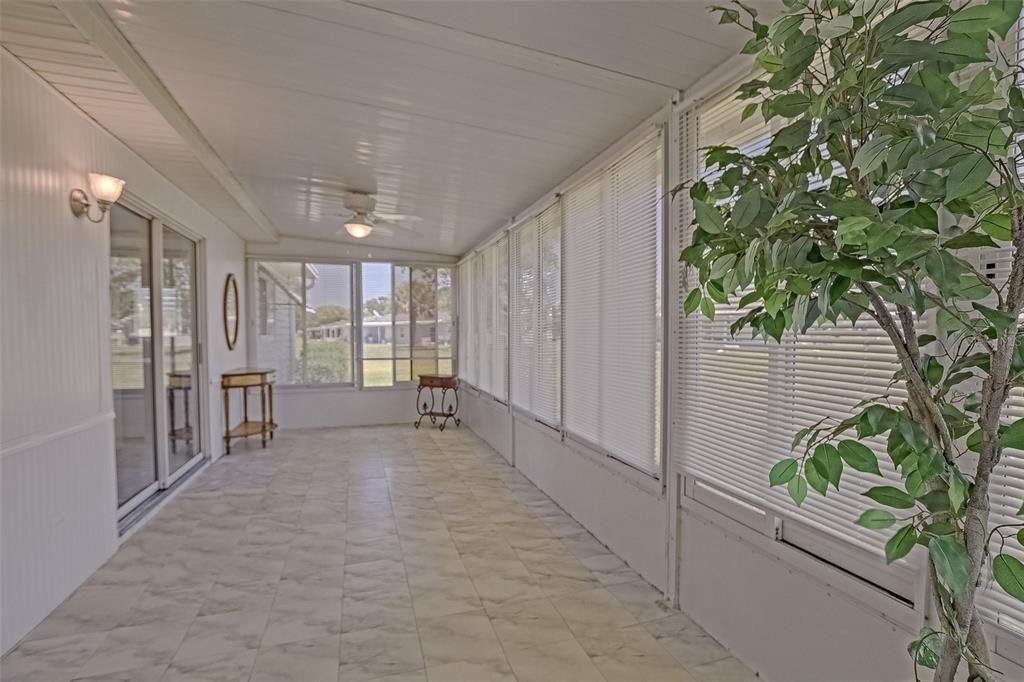 Active With Contract: $223,900 (2 beds, 2 baths, 1144 Square Feet)