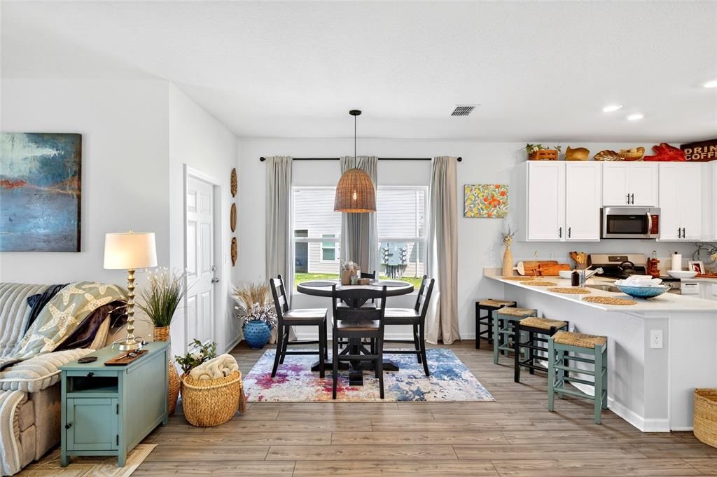 For Sale: $247,000 (3 beds, 2 baths, 1828 Square Feet)