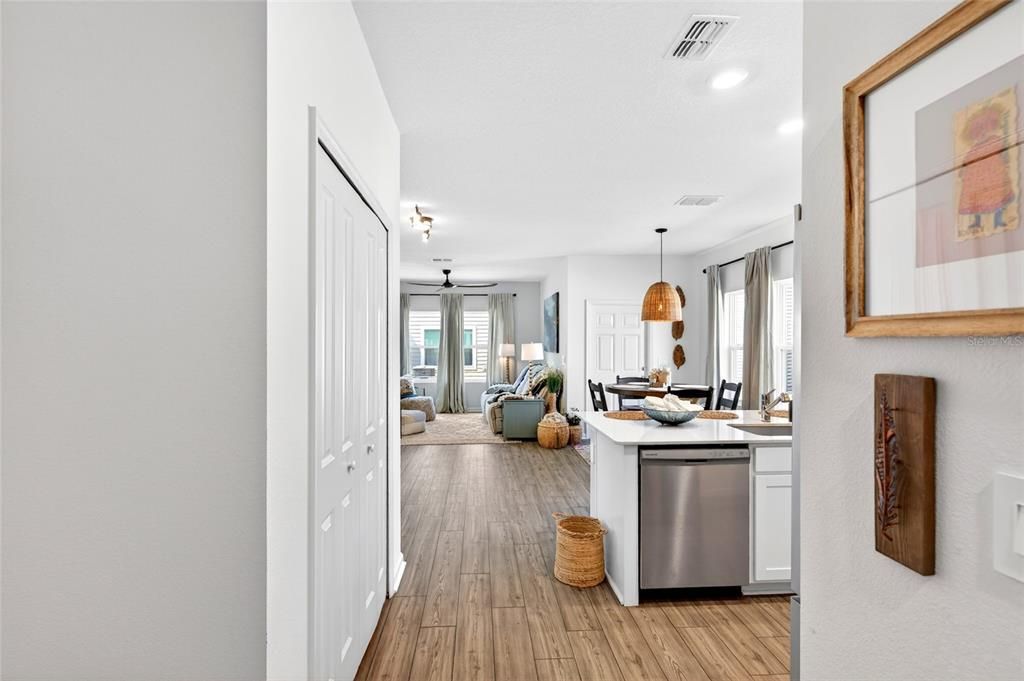 For Sale: $247,000 (3 beds, 2 baths, 1828 Square Feet)