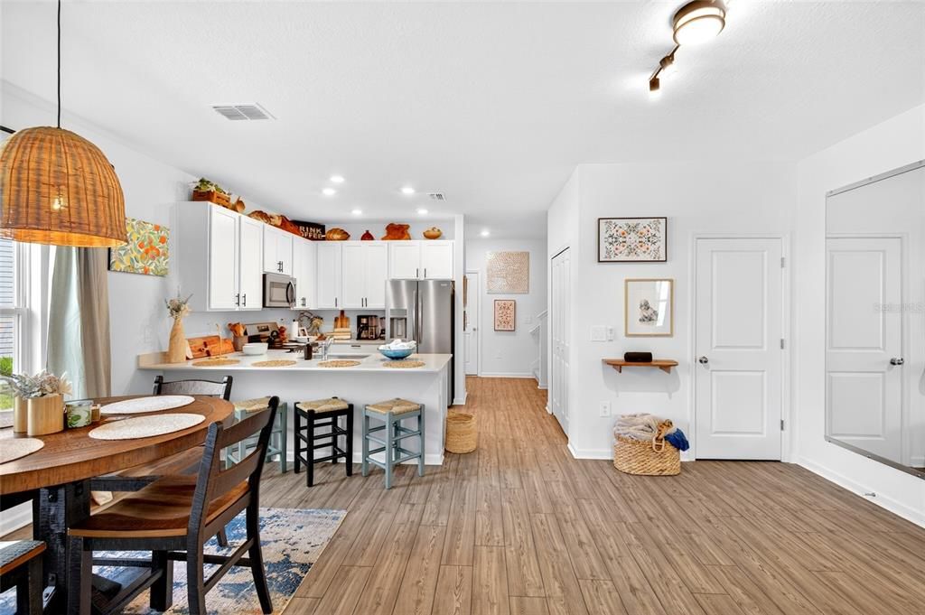 For Sale: $247,000 (3 beds, 2 baths, 1828 Square Feet)