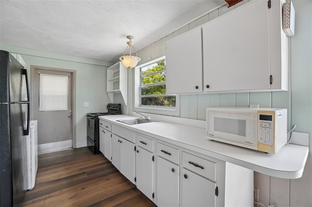 For Sale: $764,900 (5 beds, 3 baths, 3202 Square Feet)
