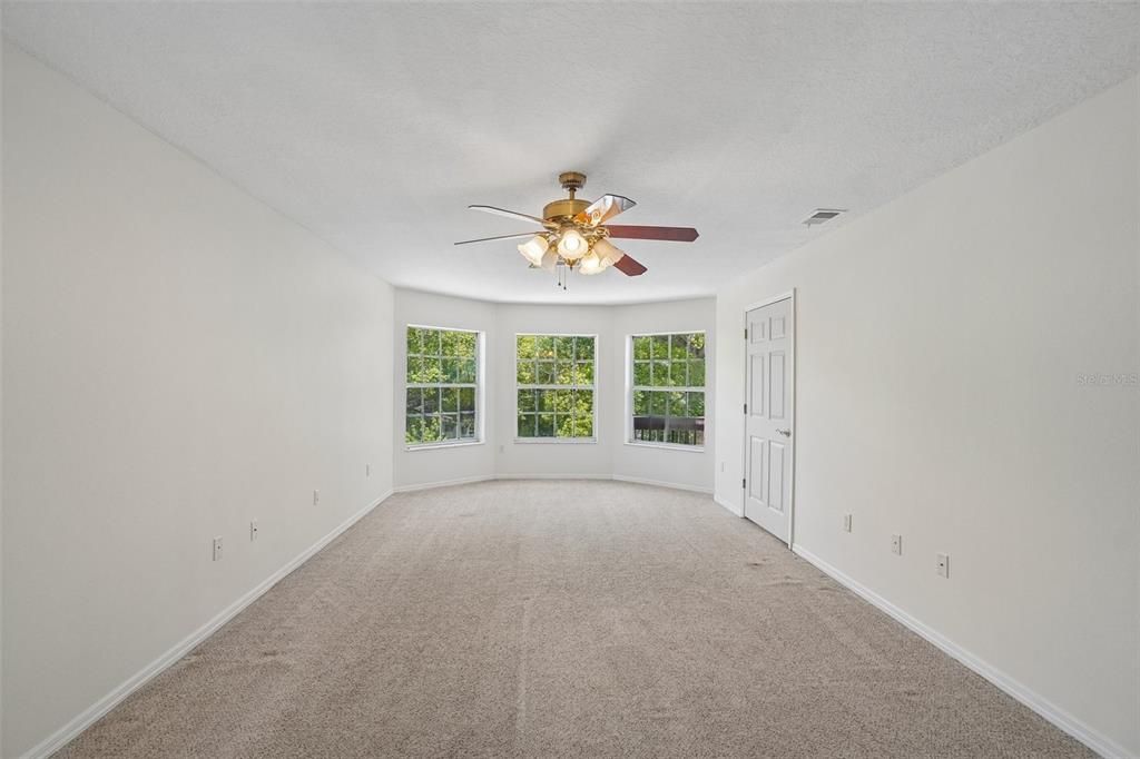 For Sale: $764,900 (5 beds, 3 baths, 3202 Square Feet)