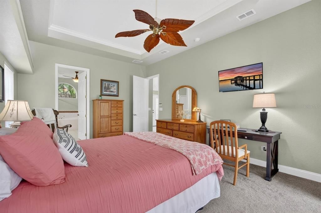 For Sale: $575,000 (3 beds, 2 baths, 2184 Square Feet)