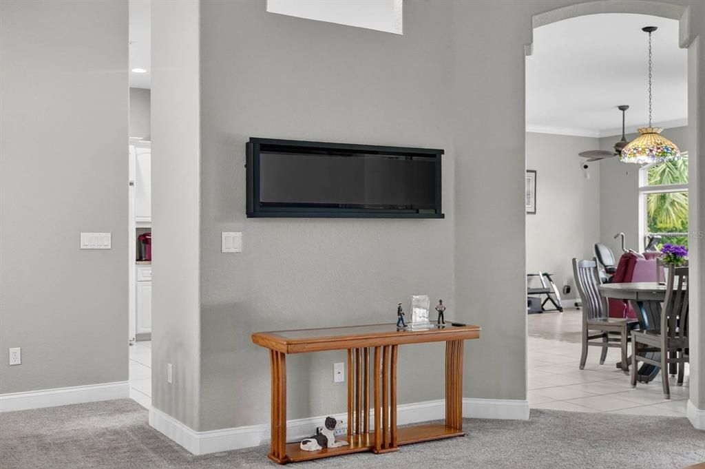 For Sale: $575,000 (3 beds, 2 baths, 2184 Square Feet)