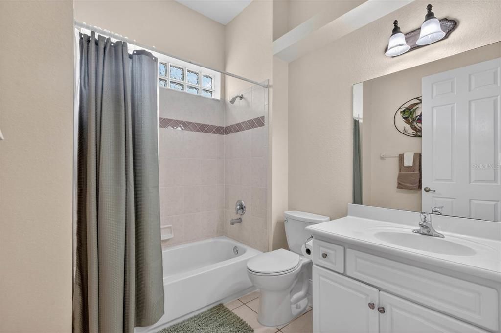 For Sale: $575,000 (3 beds, 2 baths, 2184 Square Feet)