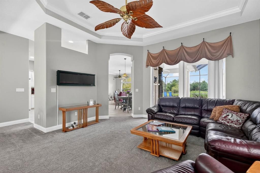For Sale: $575,000 (3 beds, 2 baths, 2184 Square Feet)