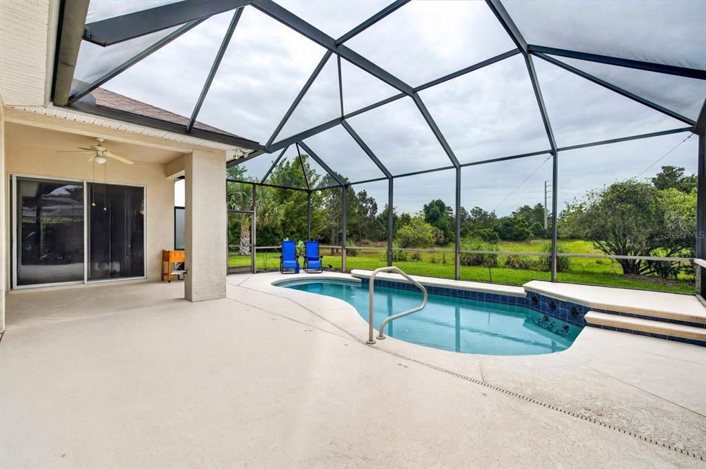 For Sale: $575,000 (3 beds, 2 baths, 2184 Square Feet)