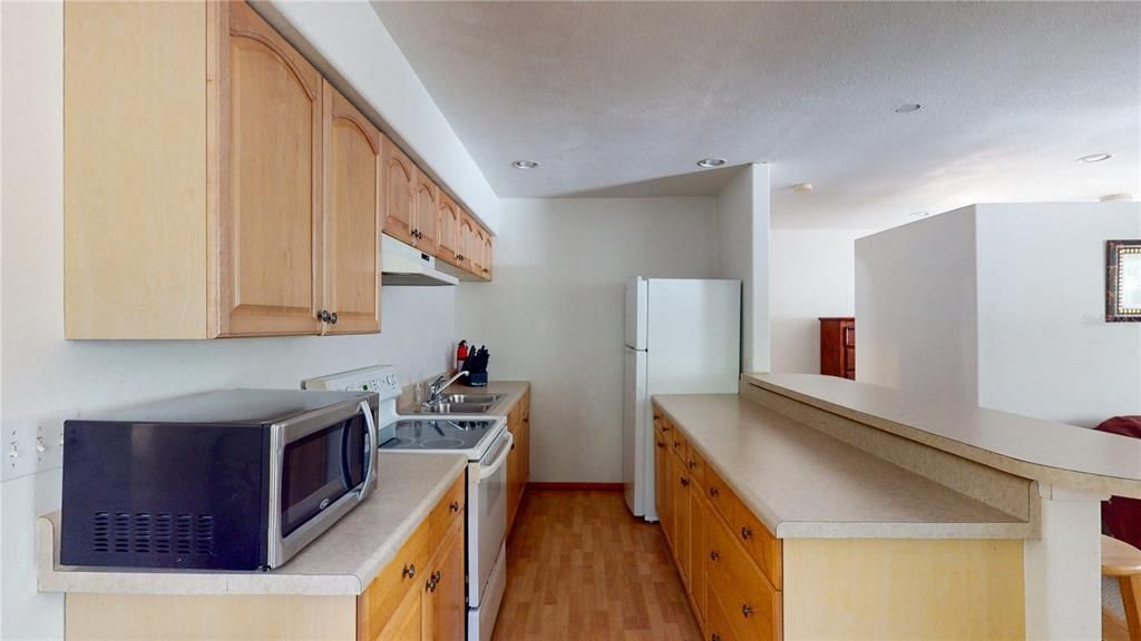 For Sale: $523,000 (4 beds, 2 baths, 1982 Square Feet)
