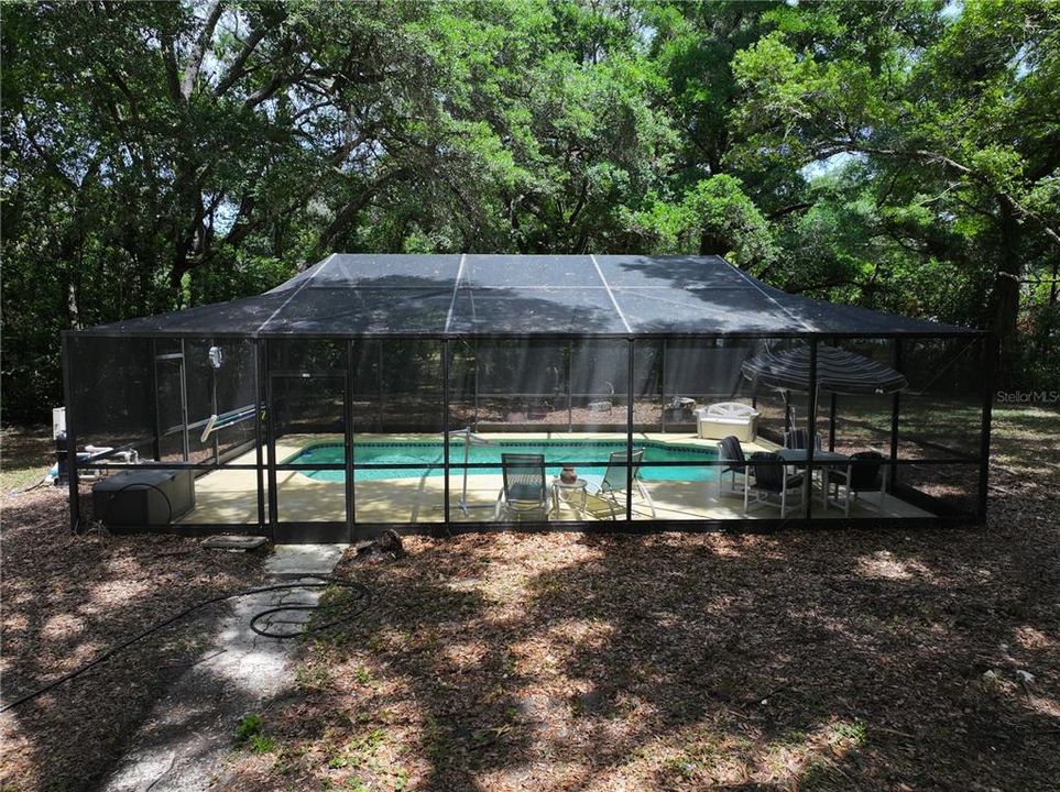 For Sale: $523,000 (4 beds, 2 baths, 1982 Square Feet)