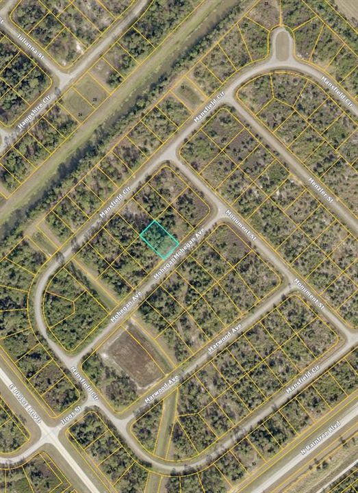 En Venta: $8,999 (0.23 acres)