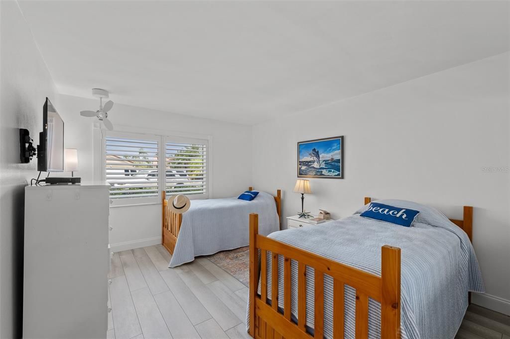 En Venta: $560,000 (2 camas, 2 baños, 1320 Pies cuadrados)