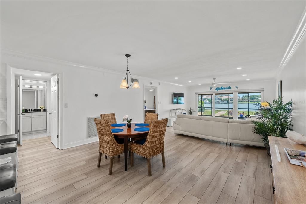 En Venta: $560,000 (2 camas, 2 baños, 1320 Pies cuadrados)