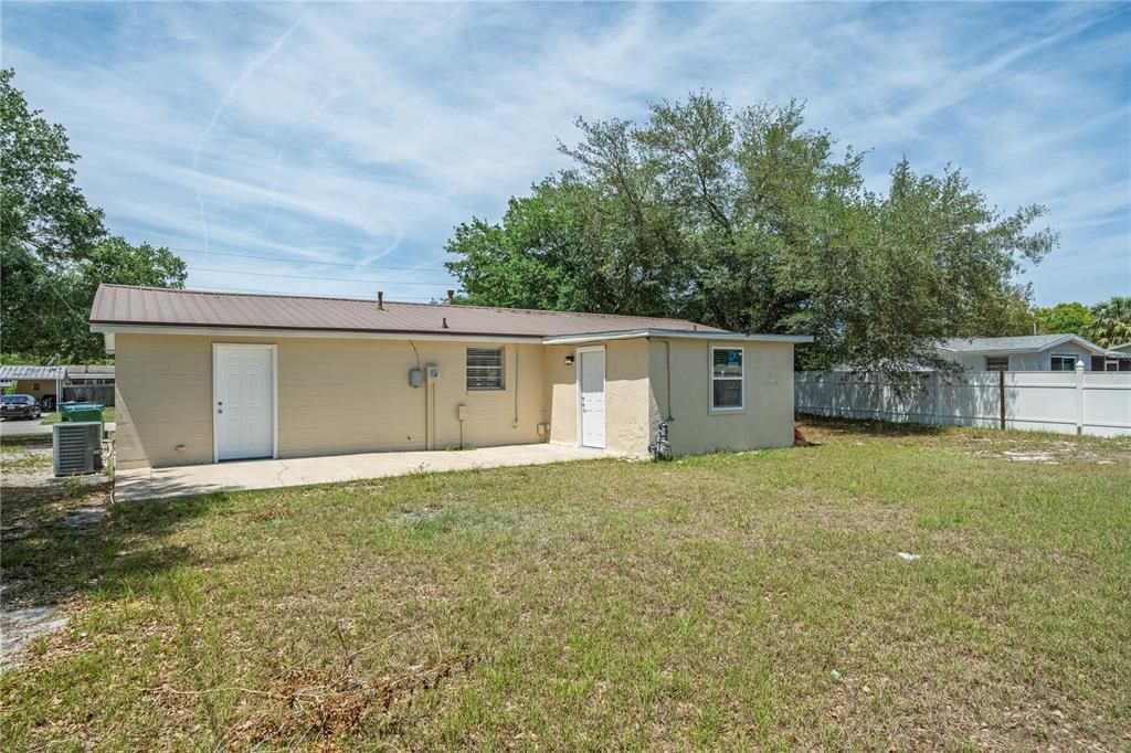 En Venta: $270,000 (3 camas, 2 baños, 1117 Pies cuadrados)