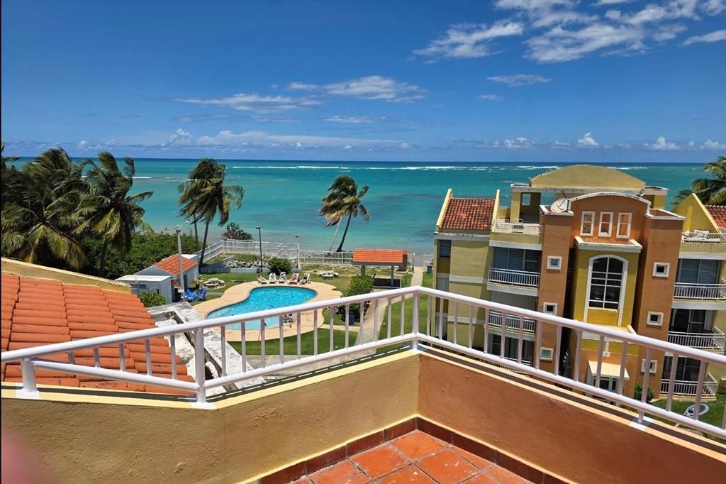 For Sale: $377,000 (3 beds, 2 baths, 1591 Square Feet)