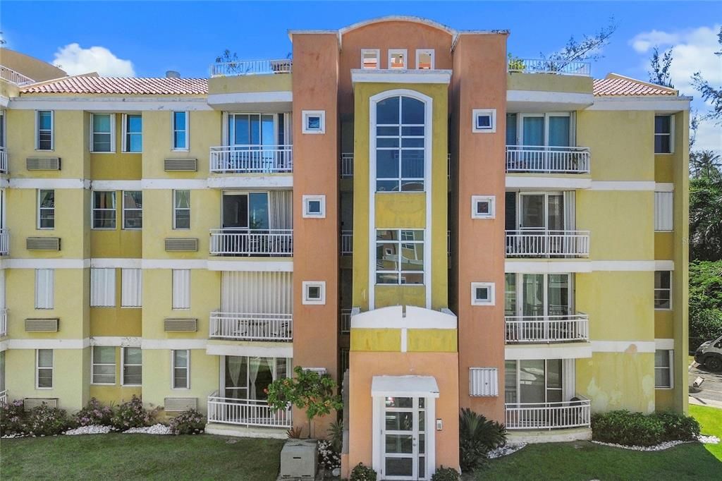 For Sale: $377,000 (3 beds, 2 baths, 1591 Square Feet)