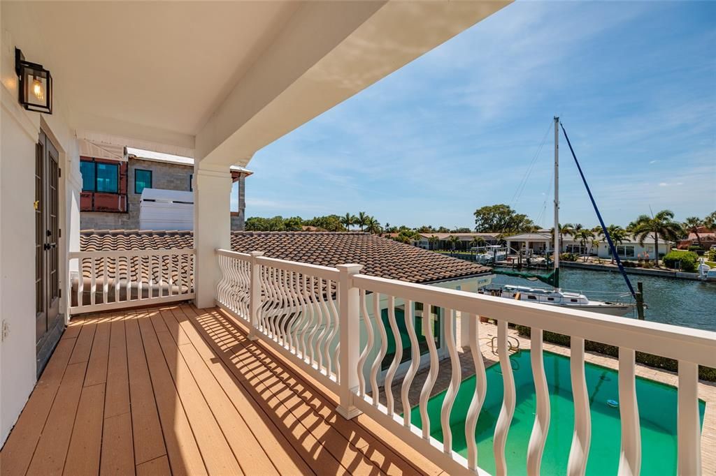 For Sale: $2,595,000 (5 beds, 3 baths, 4344 Square Feet)