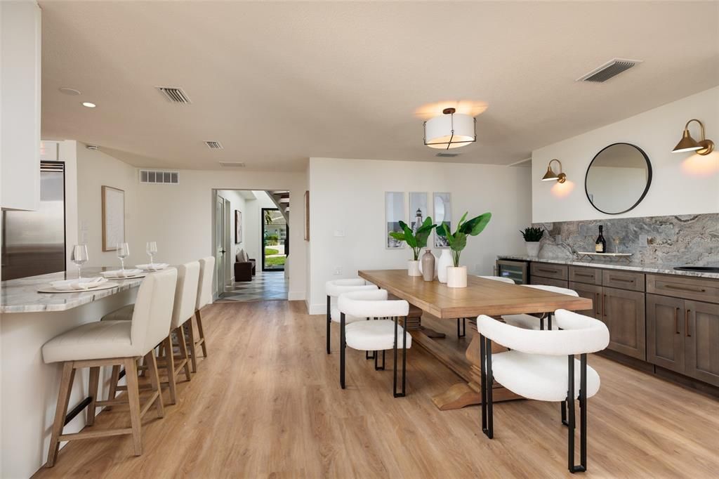 For Sale: $2,595,000 (5 beds, 3 baths, 4344 Square Feet)