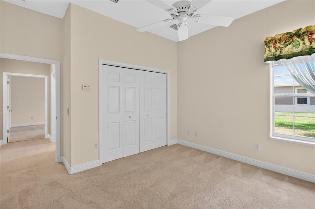 Activo con contrato: $849,000 (4 camas, 2 baños, 2720 Pies cuadrados)