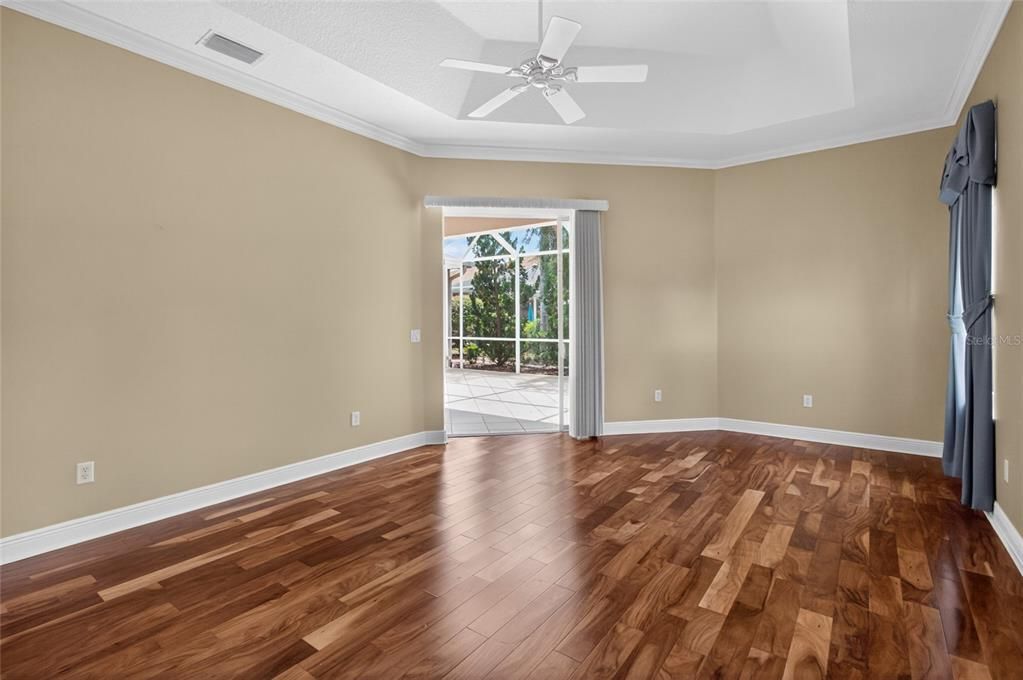 Activo con contrato: $849,000 (4 camas, 2 baños, 2720 Pies cuadrados)