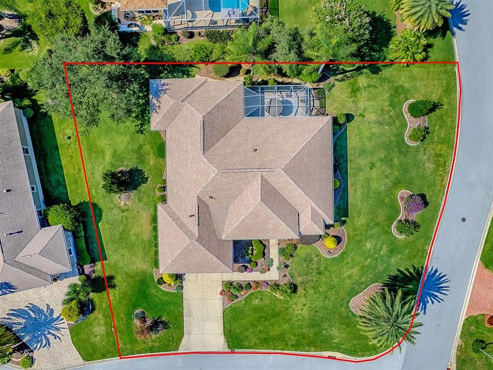 Activo con contrato: $849,000 (4 camas, 2 baños, 2720 Pies cuadrados)