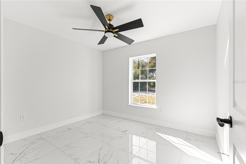 En Venta: $249,900 (3 camas, 2 baños, 1156 Pies cuadrados)