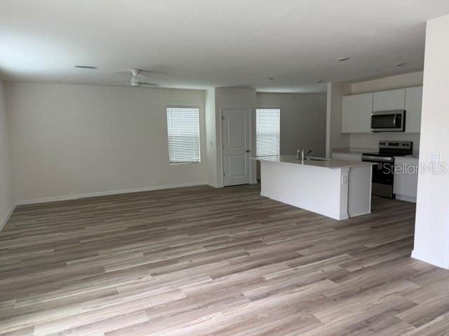 For Rent: $2,650 (4 beds, 2 baths, 2650 Square Feet)