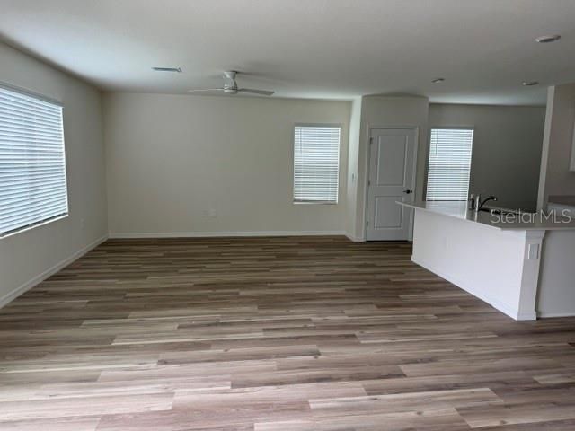 For Rent: $2,650 (4 beds, 2 baths, 2650 Square Feet)