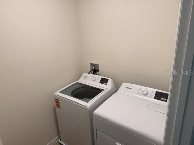For Rent: $2,650 (4 beds, 2 baths, 2650 Square Feet)