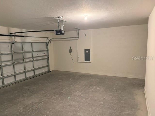For Rent: $2,650 (4 beds, 2 baths, 2650 Square Feet)