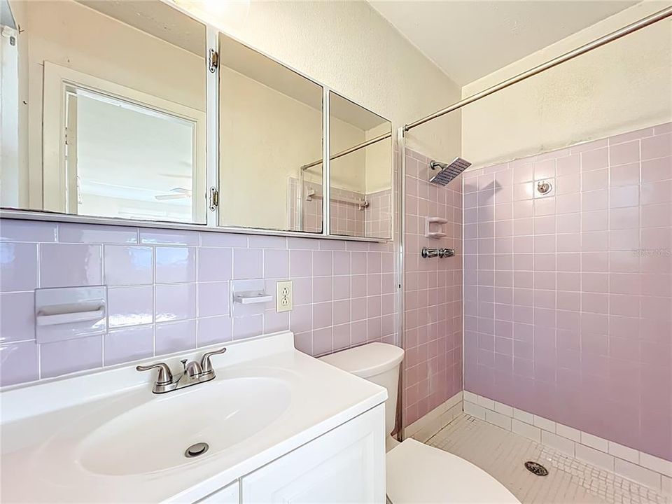 For Sale: $344,000 (3 beds, 2 baths, 1200 Square Feet)