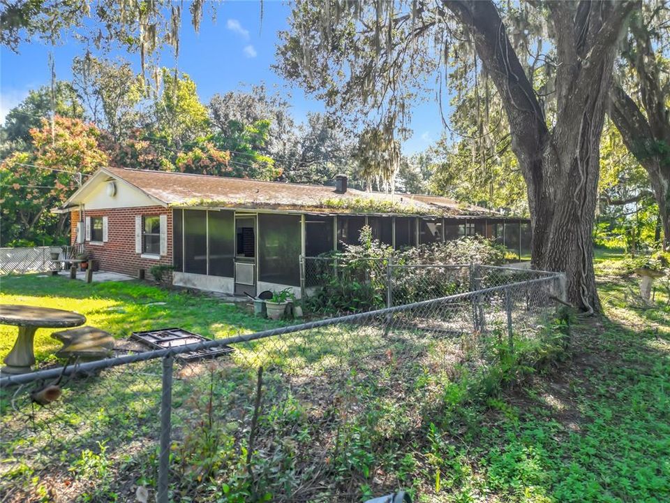 For Sale: $344,000 (3 beds, 2 baths, 1200 Square Feet)
